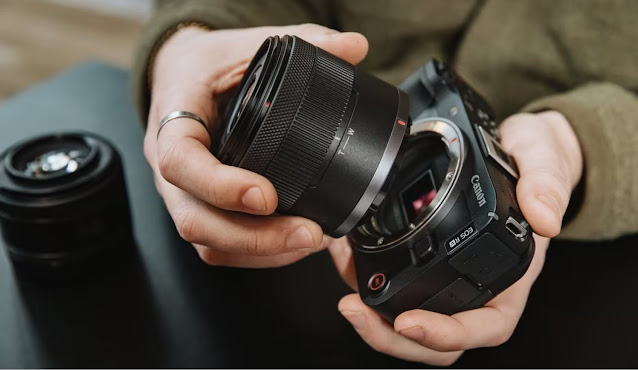 Canon EOS R50 V Camera