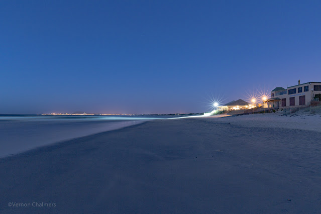 After Sunset : Milnerton Beach towards Table View, Cape Town (Canon EOS 6D / EF 16-35mm f/4 IS USM Lens)