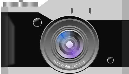 What is the Difference Between a DSLR and Mirrorless Cameras?